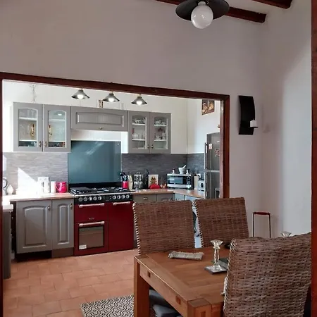 La Maison D'innes Lamagdelaine